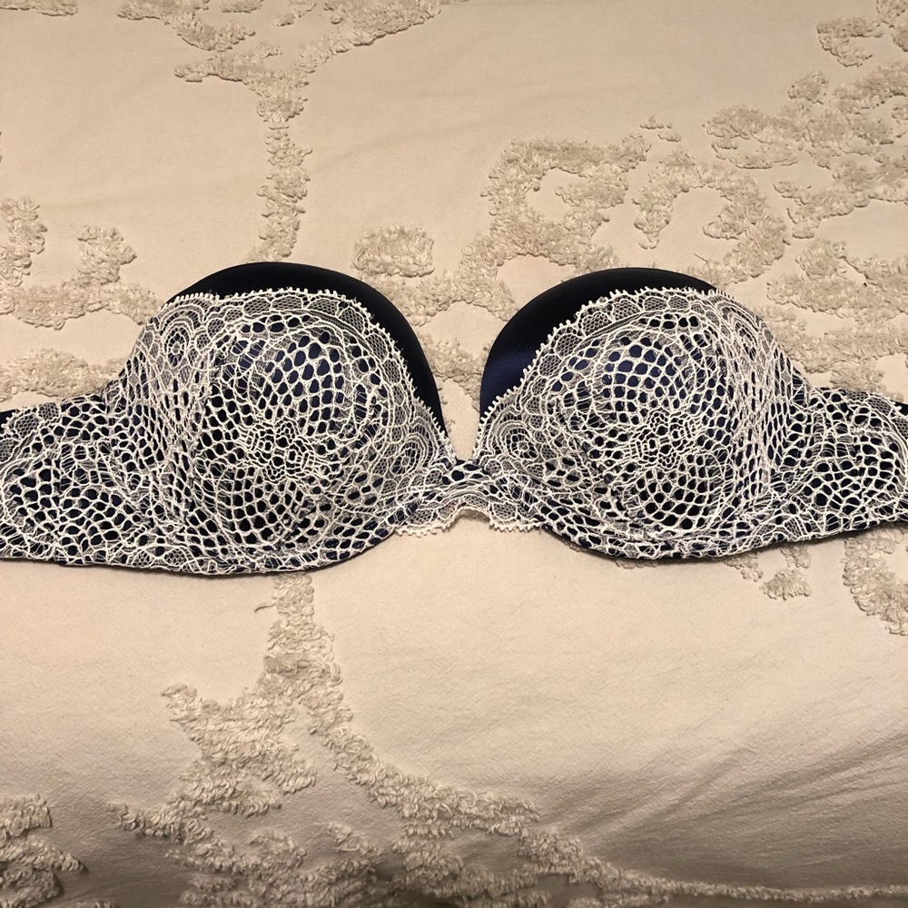Victoria’s Secret Very Sexy Multi Way Bra 34D